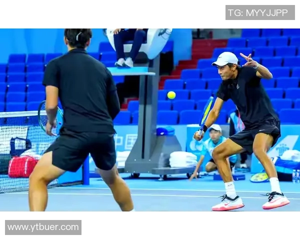 网球盛宴:深入了解南京网球队的默契配合与战术策略